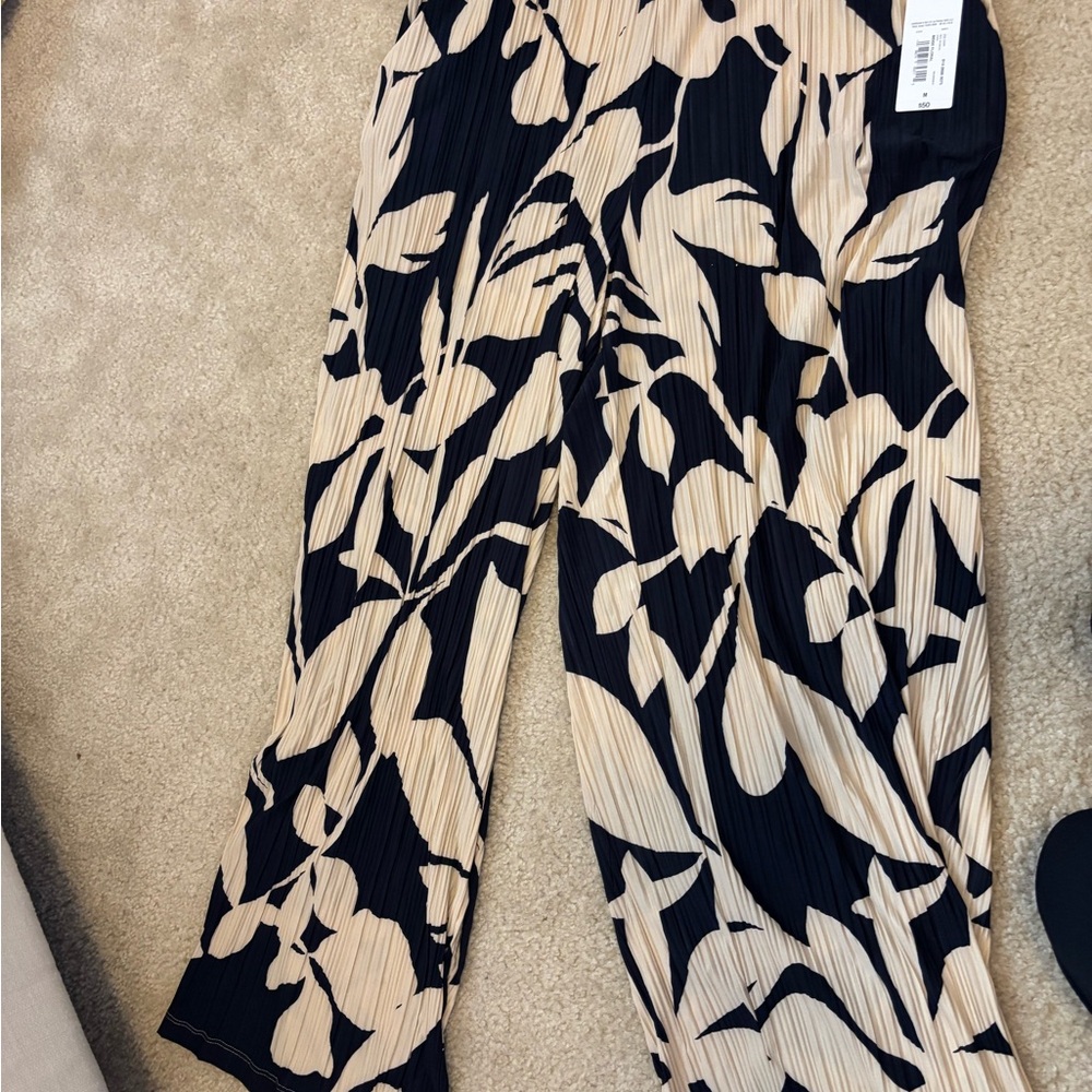Liz Claiborne Black and Cream Wide Leg Pants